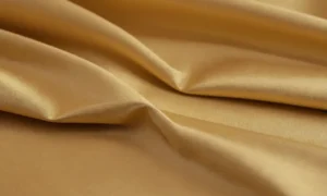 Un beige cálido o fondo dorado